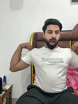Royalboy_03's Webcam Show