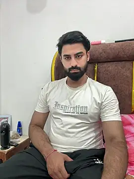 Royalboy_03 Show in webcam