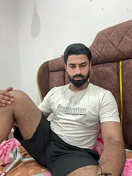 הופעת וובקאם של Royalboy_03