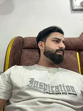 Royalboy_03's Webcam Show