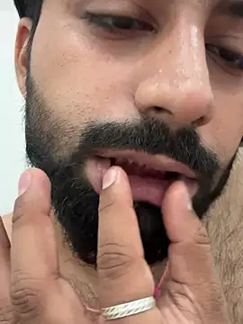 Royalboy_03 webkamerás műsora
