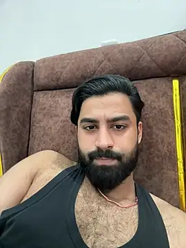 Show de Royalboy_03 na webcam