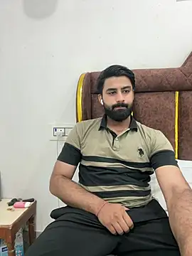 Royalboy_03 Webcam show
