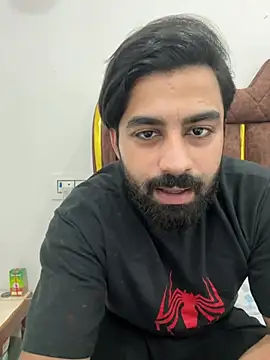Royalboy_03 webkamerás műsora