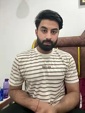 Royalboy_03 Adlı Modelin Web Kamerası Şovu