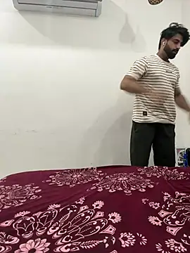 Royalboy_03's Webcam Show