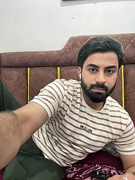Royalboy_03's Webcam Show
