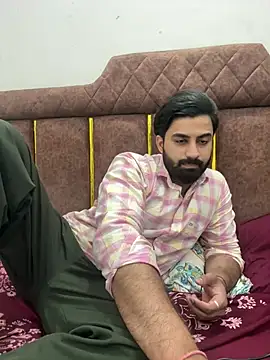 Royalboy_03's Webcam Show