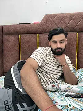 Royalboy_03 ওয়েবক্যাম শো