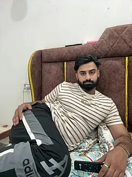 Royalboy_03 Adlı Modelin Web Kamerası Şovu