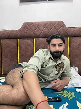 Royalboy_03's Webcam Show