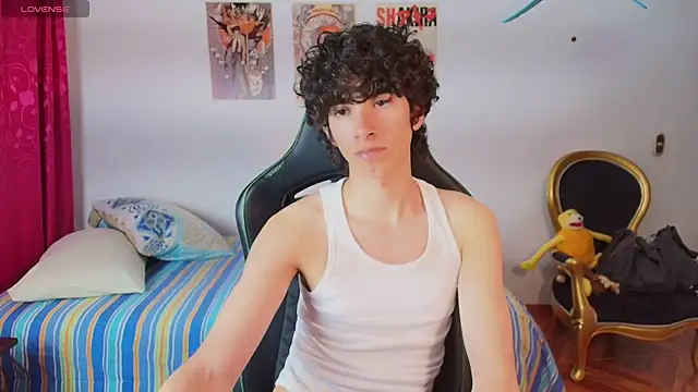 Nude_Boy18 网络视讯表演