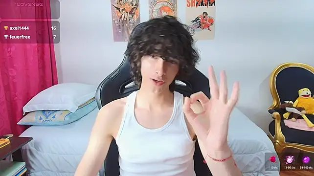 Nude_Boy18 Adlı Modelin Web Kamerası Şovu