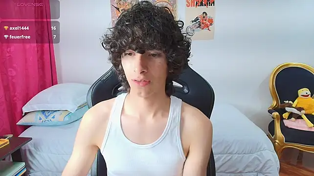 Nude_Boy18 webkamerás műsora