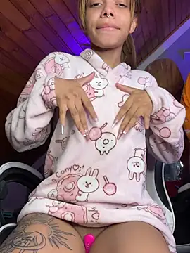 yumi_hanna webkamerás műsora