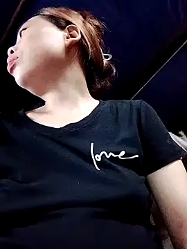 NtLuugia 网络视讯表演