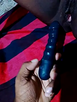 sexysexylaky Adlı Modelin Web Kamerası Şovu