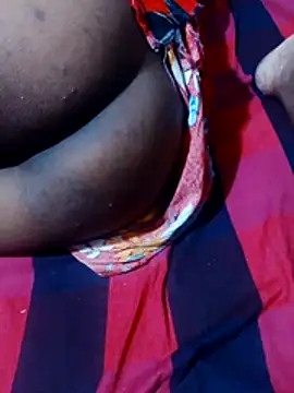 sexysexylaky 网络视讯表演
