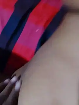הופעת וובקאם של sexysexylaky