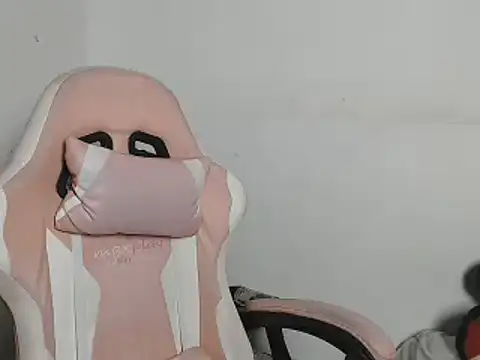 Živá chatovací místnost sophiadaza666