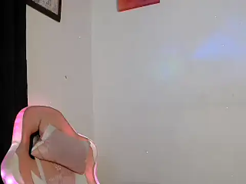 Živá chatovací místnost sophiadaza666