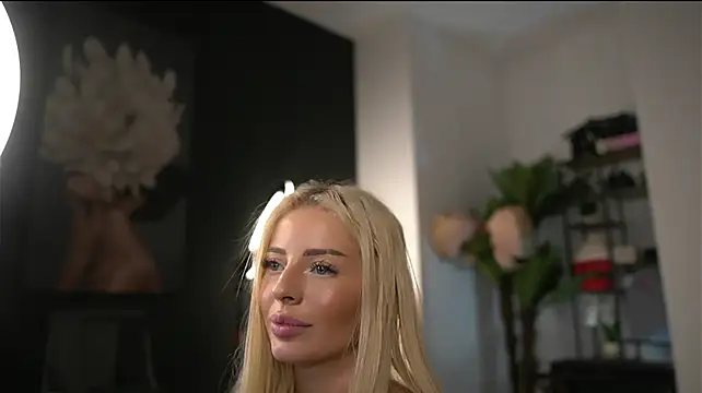 SerenaNoir – webcam-show
