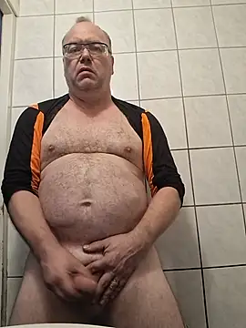 pettson72 Show in webcam