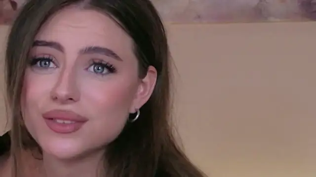 Sienna_Voss Adlı Modelin Web Kamerası Şovu