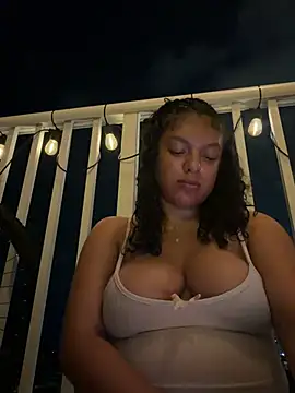 allybluee777n Live XXX chat