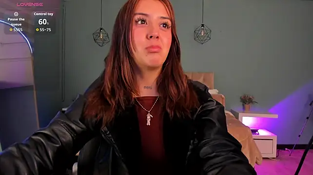 Catti_Brie: вебкам-шоу