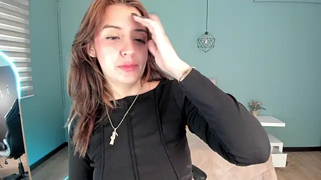 Catti_Brie Show in webcam