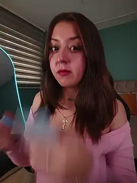 Catti_Brie Adlı Modelin Web Kamerası Şovu