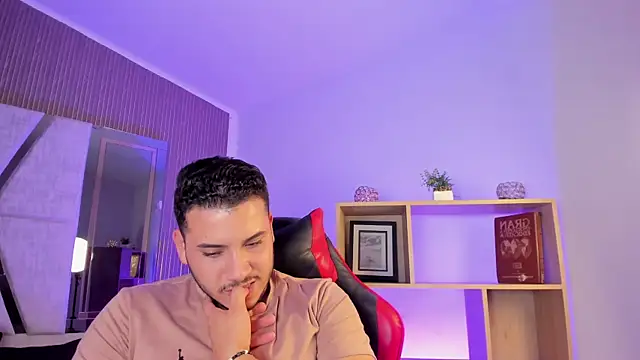 Axel_grey_ 在線直播表演