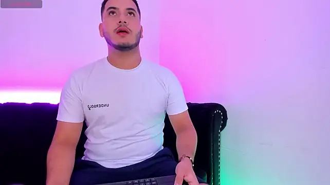 הופעת וובקאם של Axel_grey_