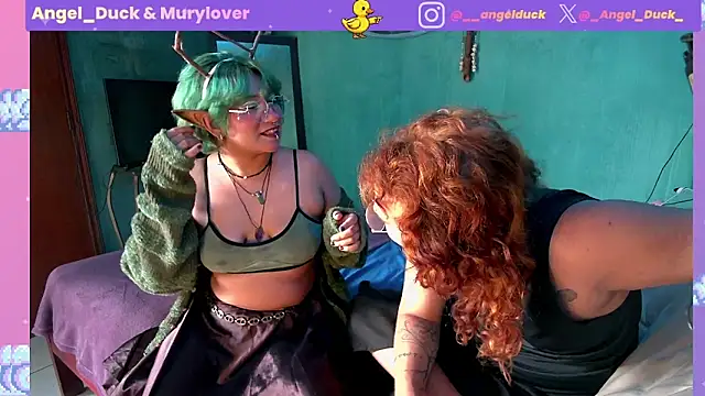 Chat +18 de Angel_Duck ao vivo