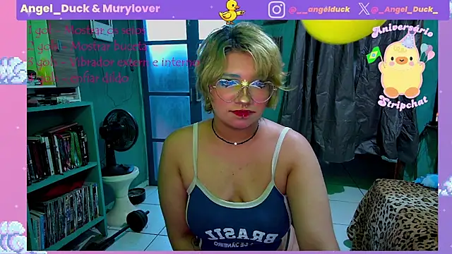Angel_Duck Chat XXX in diretta