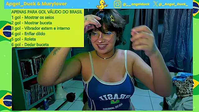 XXX chat uživo modela Angel_Duck