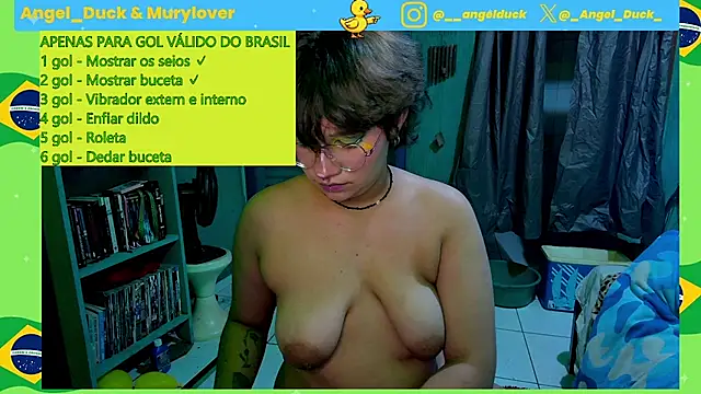 Angel_Duck webkamerás műsora