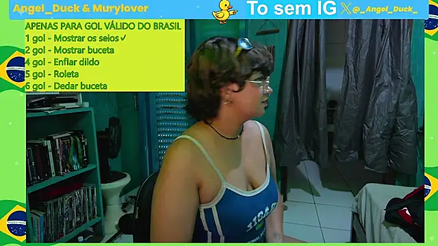 Angel_Duck Chat XXX in diretta