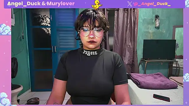 Angel_Duck's Live XXX Chat