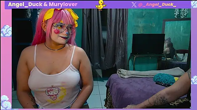 دردشة Angel_Duck الجنسية المباشرة