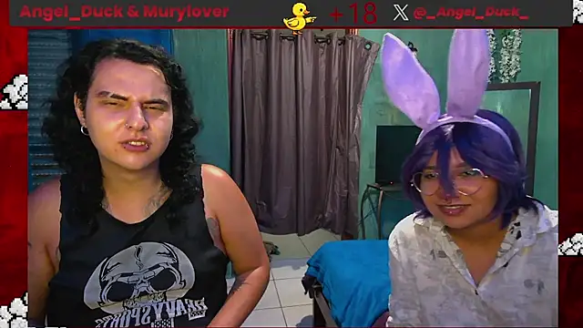 Show modela Angel_Duck na web-kameri