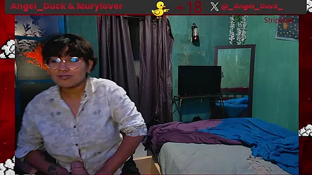 הופעת וובקאם של Angel_Duck