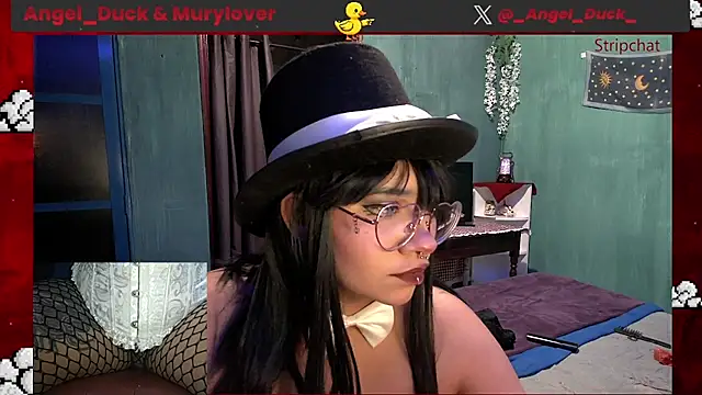 Angel_Duck's Webcam Show