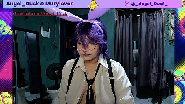Angel_Duck Chat XXX in diretta