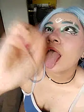 Chat +18 de Angel_Duck ao vivo