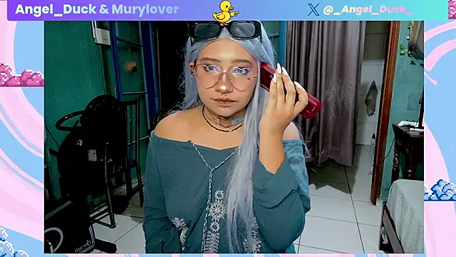 Angel_Duck webkamerás műsora