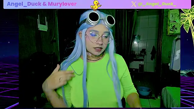 Angel_Duck Show Webcam