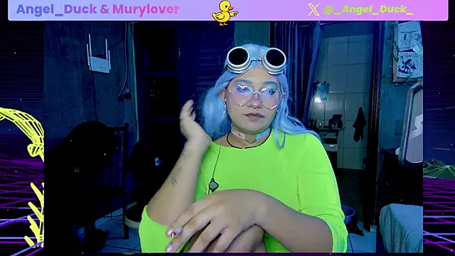 הופעת וובקאם של Angel_Duck