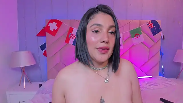 caroline__muller লাইভ XXX চ্যাট